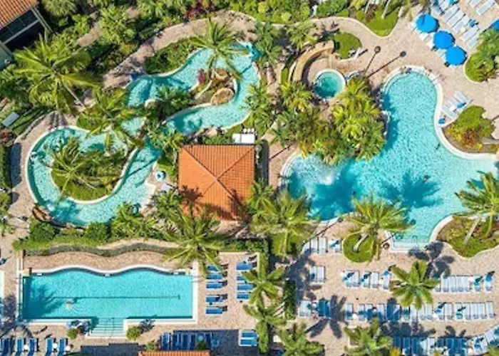 Golf hotel: Naples Bay Resort And Marina